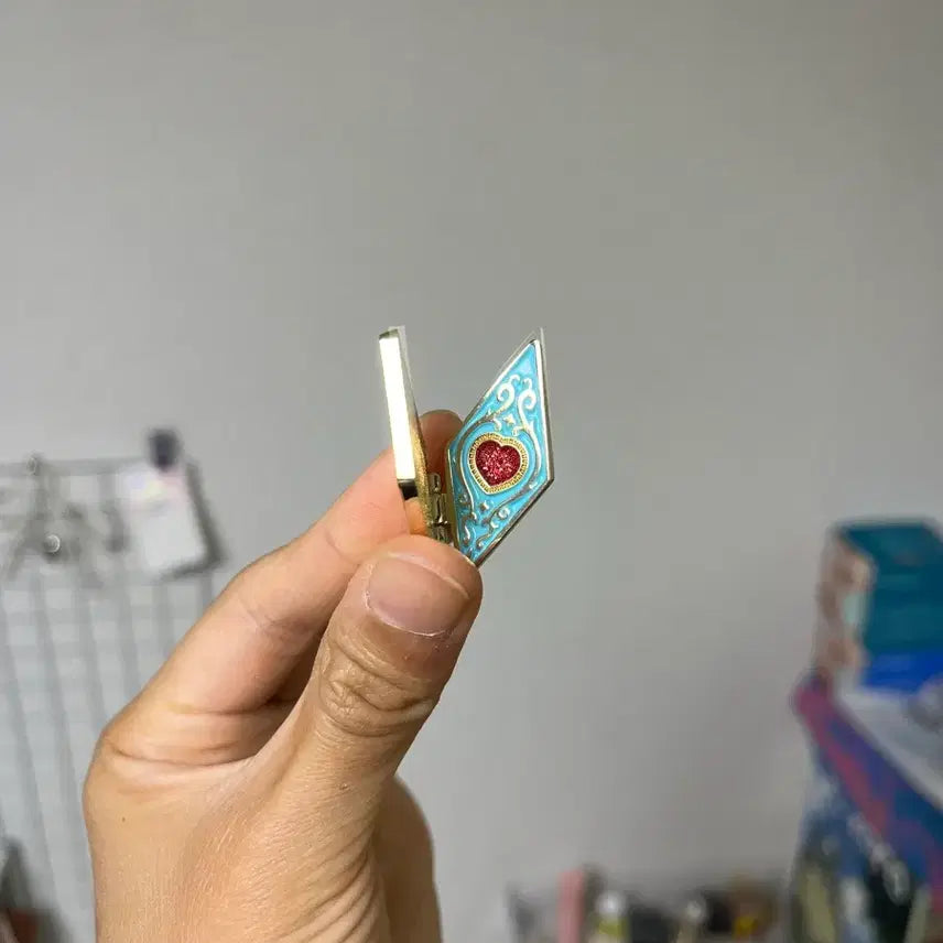 [BUNJANG] Sugar Sugar Rune Vanilla Metal Pin Badge / 슈가슈가룬 바닐라 금속뱃지