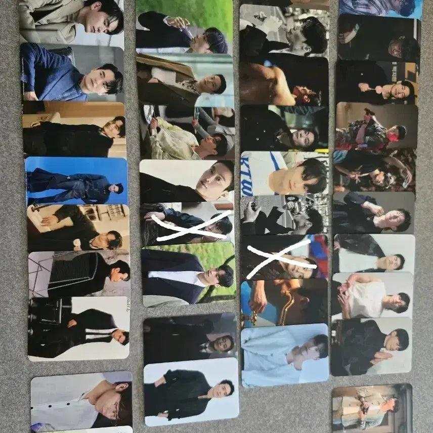 [BUNJANG] Korean Actor &amp; Day6 Sungjin Photocards &amp; Stickers Bundle / 남배우+데이식스 성진(약간) 포토카드 및 스티커 등(상세정보 필독)