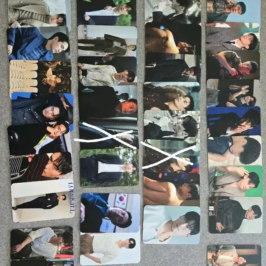 [BUNJANG] Korean Actor &amp; Day6 Sungjin Photocards &amp; Stickers Bundle / 남배우+데이식스 성진(약간) 포토카드 및 스티커 등(상세정보 필독)