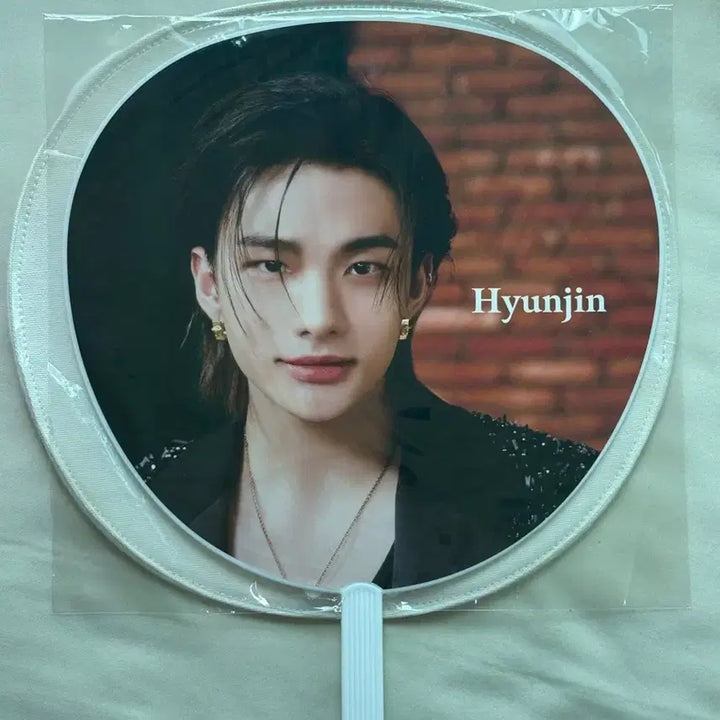 [BUNJANG] Stray Kids Hyunjin Jiniret Japanese Uchiwa Set / 스트레이키즈 스키즈 스키주 일본 우치와 현진 지니렛 세트 양도