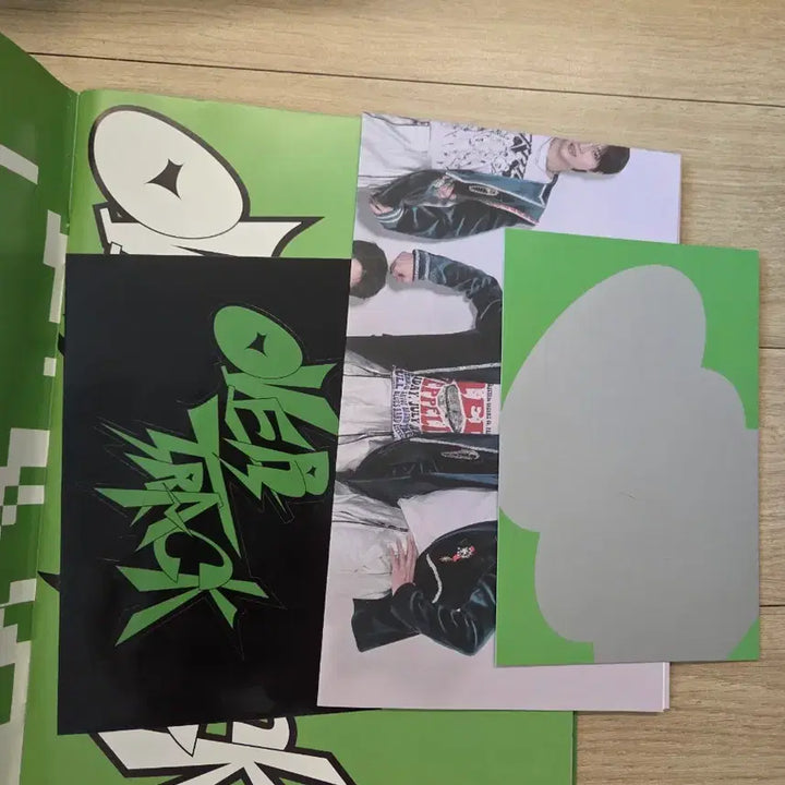[BUNJANG] NTX 2nd Album Signed Promotional Album Photocard / NTX 엔티엑스 2집 친필 싸인 비매 앨범 kpop 아이돌 보이그룹 포카
