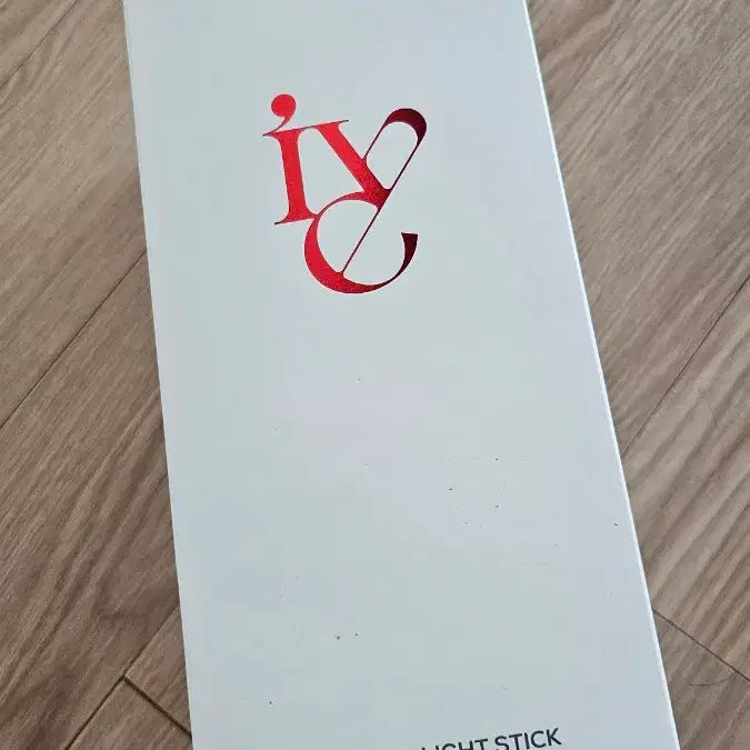 [BUNJANG] IVE Ver.1 Lightstick / 아이브 응원봉 구버전 Ver.1