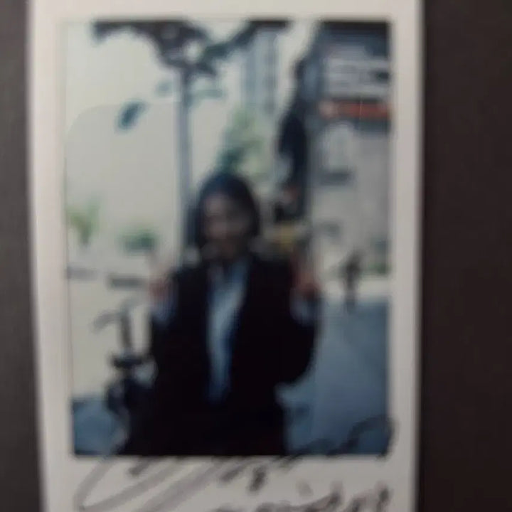 [BUNJANG] Lee Hyun-yi Autographed Polaroids / 모델 이현이 사인 폴라.친필 싸인.골때녀