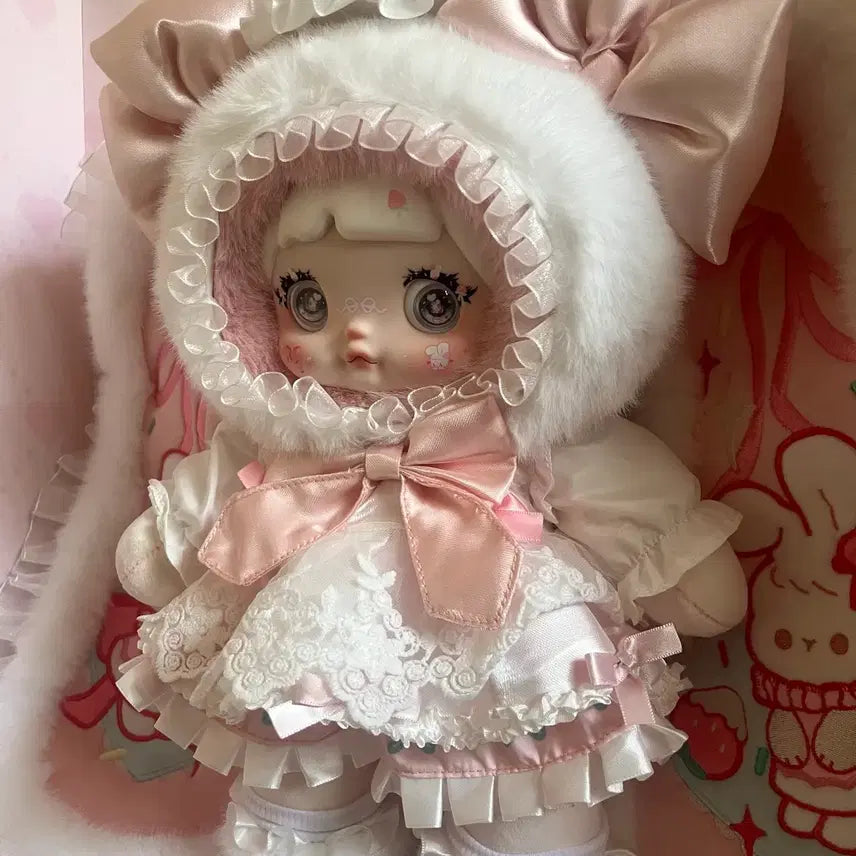 [BUNJANG] Nomi Japan Limited Edition Spring Strawberry 400% Bearbrick / (오늘만 최저가 판매)노미 일본 한정판 스프링 스트로베리 400% 인형 봄딸기