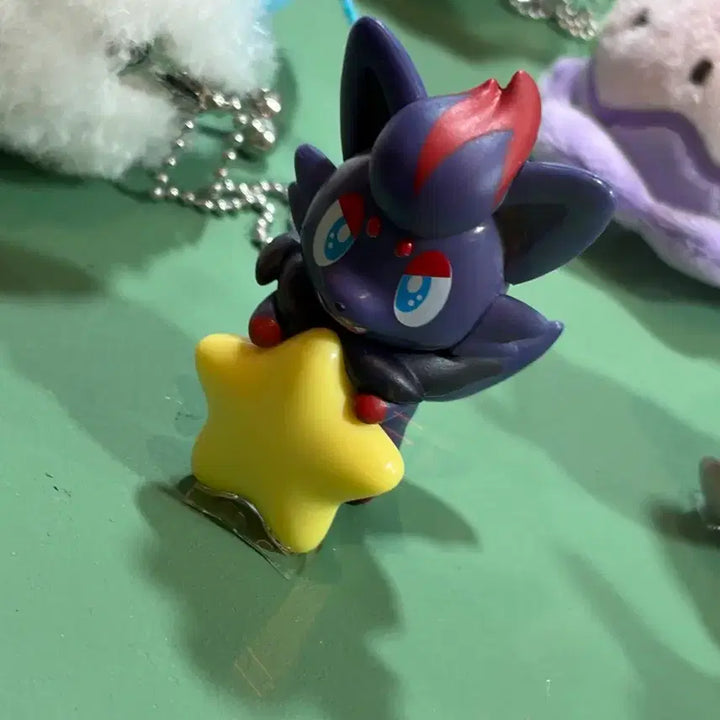 [BUNJANG] Pokemon Store Starlight Figure Collection Zoroark Gacha / 포켓몬 스토어 스타라이트 피규어 컬렉션 조로아 가챠