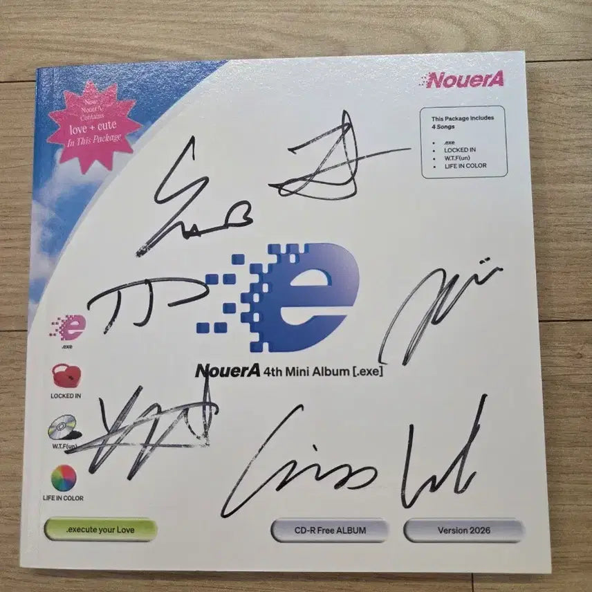 [BUNJANG] NouerA 4th Album Autographed Promotional Photocard / 누에라 NouerA 4집 친필싸인 미니 비매앨범 [exe] kpop 포카 아이돌