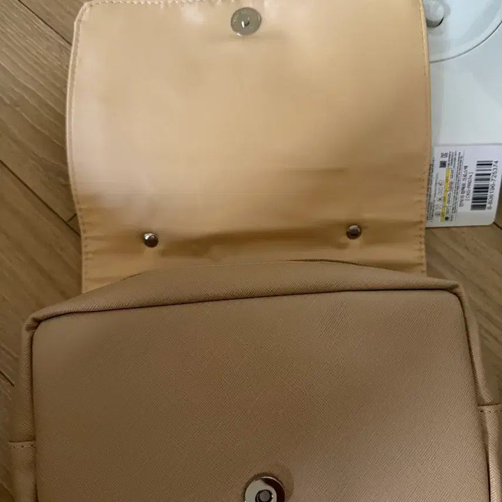 [BUNJANG] Chiikawa Nanka Kimochi Compact Crossbody Bag / 치이카와 먼작귀 컴팩트 크로스백