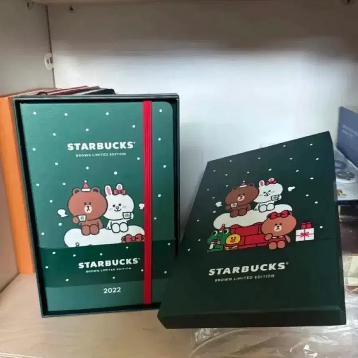 [BUNJANG] LINE FRIENDS x Starbucks 2022 Limited Edition Diary Notebook / [정가이하]라인프렌즈 스타벅스 다이어리2022한정판 노트 스벅MD엠디굿즈