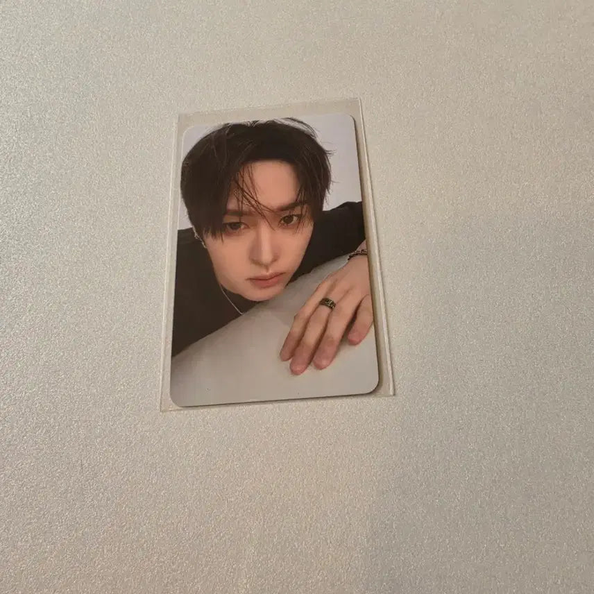 [BUNJANG] Stray Kids Dís.a.d.s.d.a.y.s.s.a.w.e.e. POP-UP 2nd week MD Lee Know Photocard / 스트레이키즈 스키즈 디스앤댓 사웨 팝업 2주차 엠디 3만원 포카 리노 양도