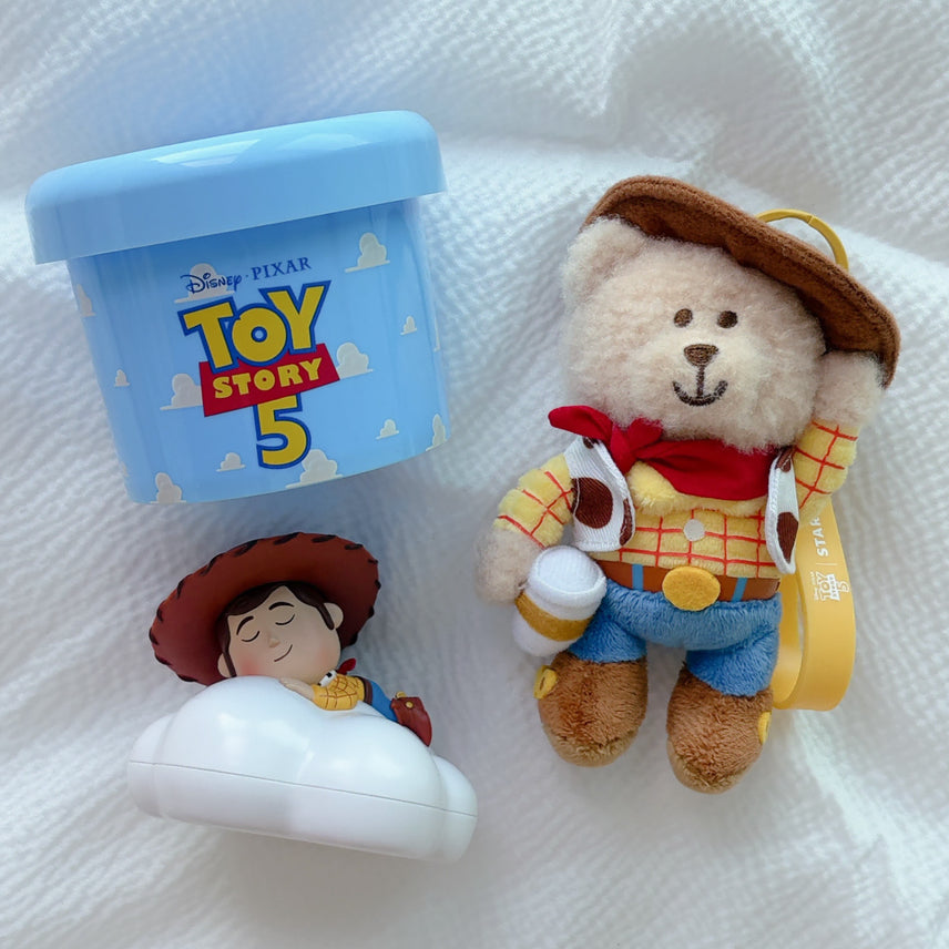 [BUNJANG] Starbucks x Toy Story Woody Doll Keychain, Gachapon Figure, Lotte Cinema Storage Box / 정품 스타벅스 토이스토리 우디 인형 키링 가챠 피규어 롯데시네마 굿즈 무드등 배스킨 베스킨 라빈스 컵 소품 보관함