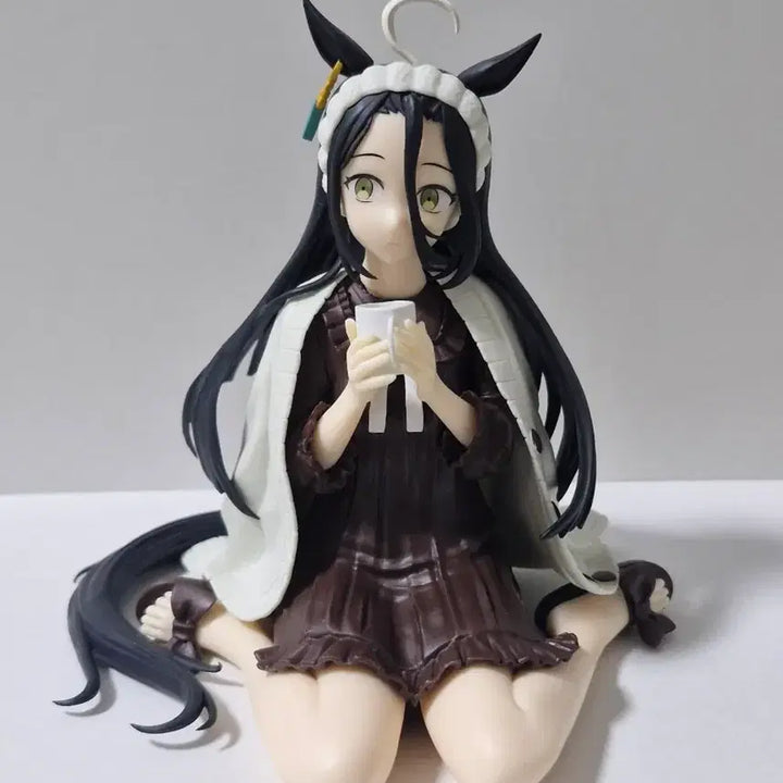 [BUNJANG] Cygames Uma Musume Pretty Derby Relax Time Manhattan Cafe Figure / 우마무스메 프리티 더비 릴렉스타임 맨하탄 카페 피규어