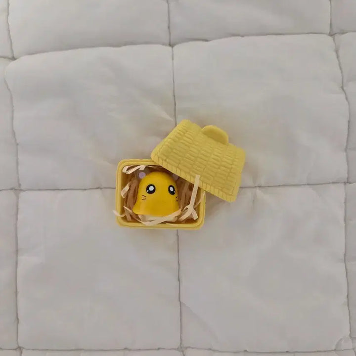 [BUNJANG] Vintage Hamtaro Mini Mini Figure Basket / 고전 햄토리 미니미니 피규어 바구니