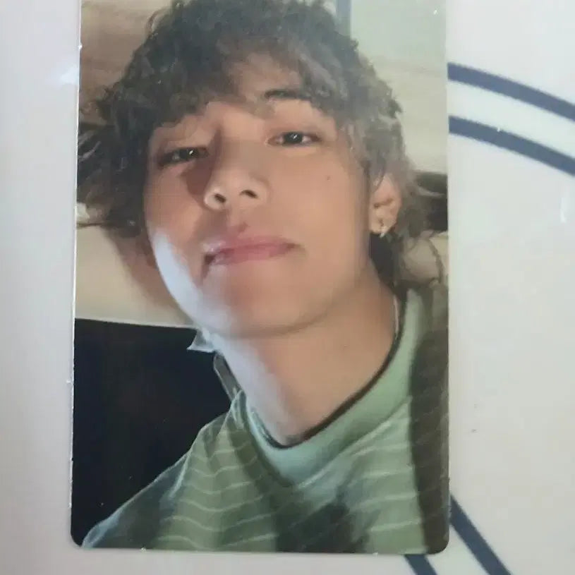 [BUNJANG] BTS V Taehyung Layover Solo Album Photocard / BTS 방탄소년단 뷔 태형 Layover 솔로앨범 포카 판매