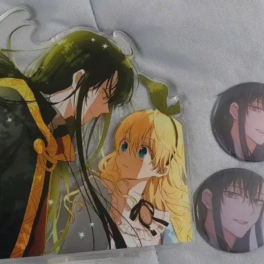 [BUNJANG] Who Made Me a Princess Lucas &amp; Athanasia Acrylic Stand &amp; Lucas Can Badge Set / 어공주 비공굿 아크릴 스탠드&amp; 캔뱃지 판매
