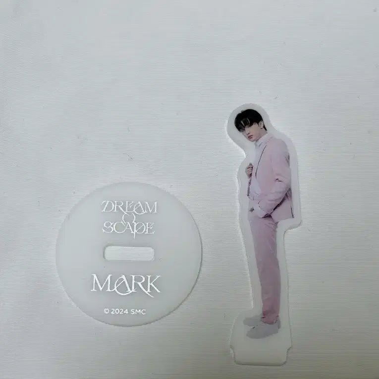 [BUNJANG] NCT DREAM Dream Show 3 Japan Concert MD Lucky Draw Acrylic Stand Mark / 엔시티드림 드림쇼3 일본 콘서트 엠디 럭키드로우 아크릴스탠드 마크