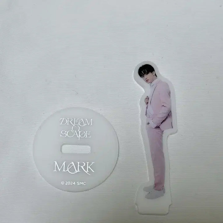 [BUNJANG] NCT DREAM Dream Show 3 Japan Concert MD Lucky Draw Acrylic Stand Mark / 엔시티드림 드림쇼3 일본 콘서트 엠디 럭키드로우 아크릴스탠드 마크