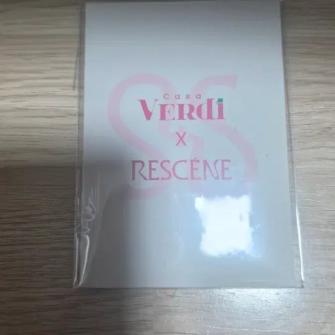 [BUNJANG] Resene Casa Verdi 2nd Photocard / 리센느 카사베르디 2차 포카 미개봉 양도해요~