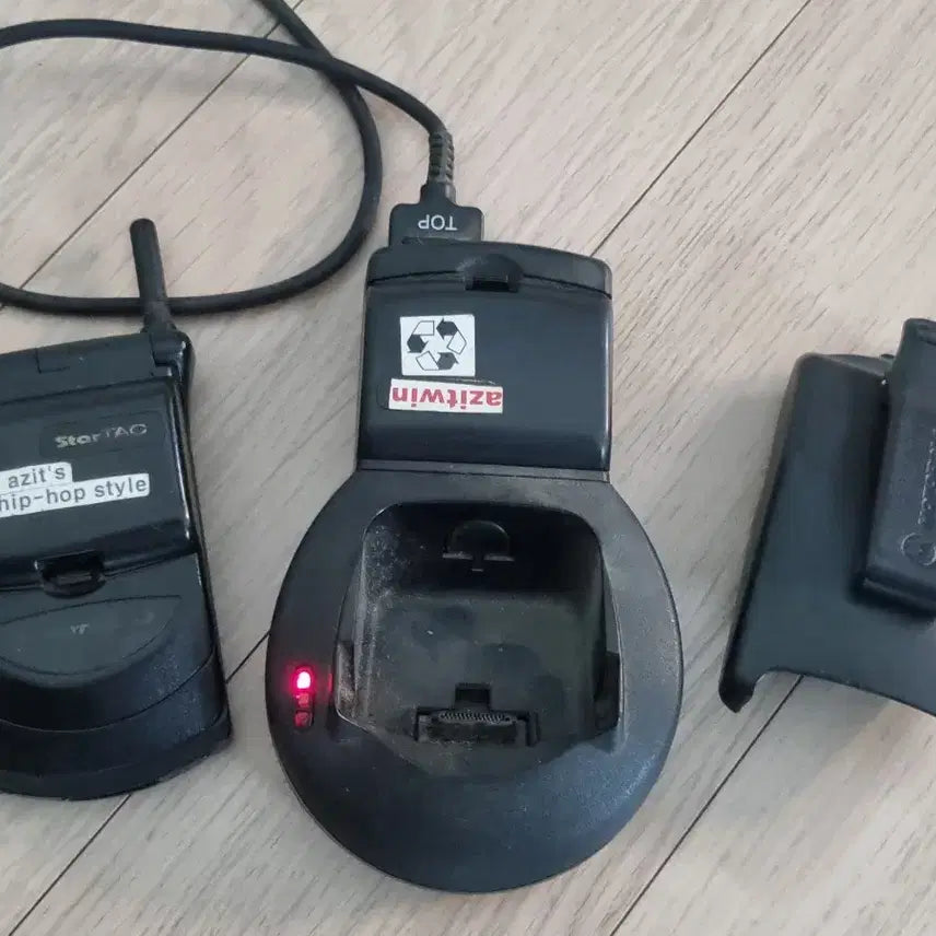 [BUNJANG] Motorola StarTAC 7760 Cell Phone (Brick Phone) / 모토로라 벽돌폰 ,스타텍