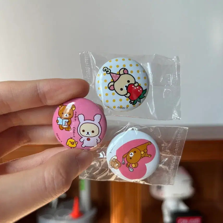 [BUNJANG] Vintage Rilakkuma &amp; Korilakkuma Brooch Set / 고전 리락쿠마 뱃지 코리락쿠마