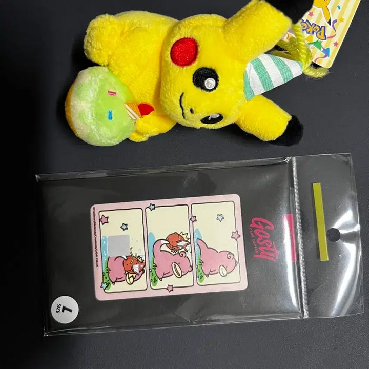 [BUNJANG] GHOSTY Yadong Koi Card Cover (Starlight Paradise Pre-release) &amp; Pikachu Plush / 미개봉) 고스티 야돈 잉어킹 카드 커버 (별빛낙원 선발매) 및 피카츄 인형