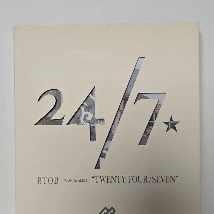 [BUNJANG] BTOB 24/7 Japanese Album Normal Edition (Minhyuk Badge) / 비투비 일본앨범 24/7 통상반 (뱃지 민혁)