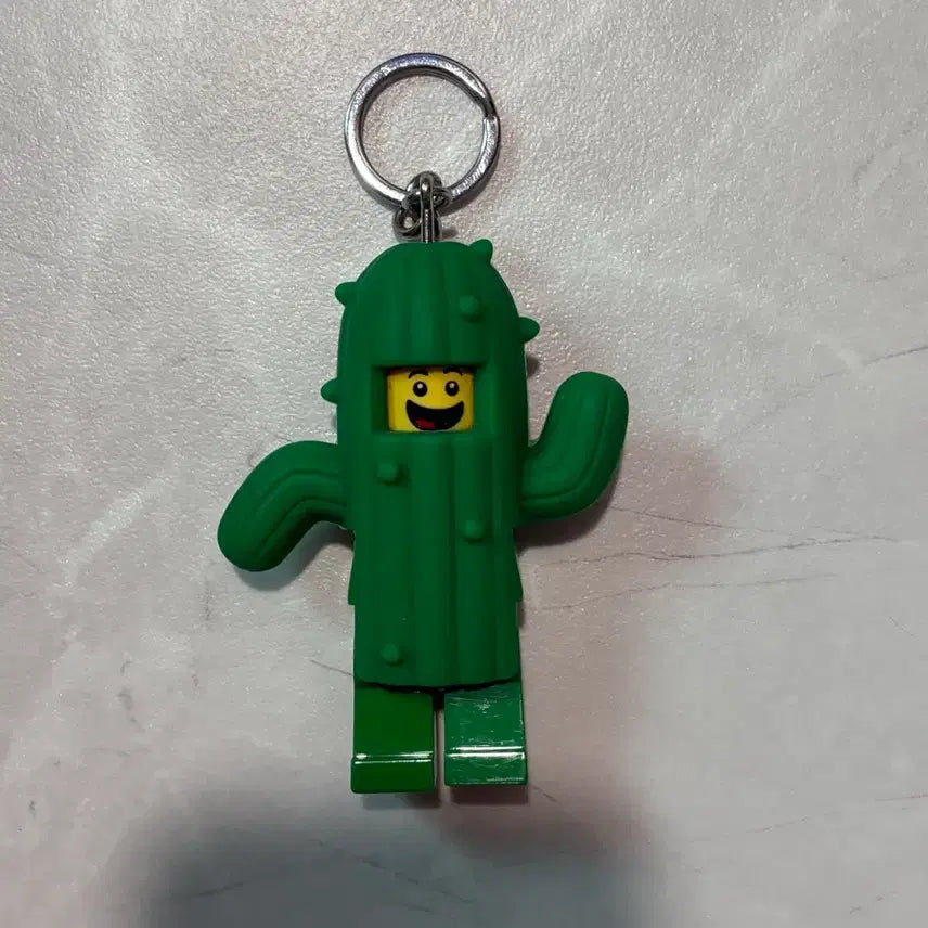 [BUNJANG] LEGO Cactus Figure Keychain / 레고 피규어 키링 선인장