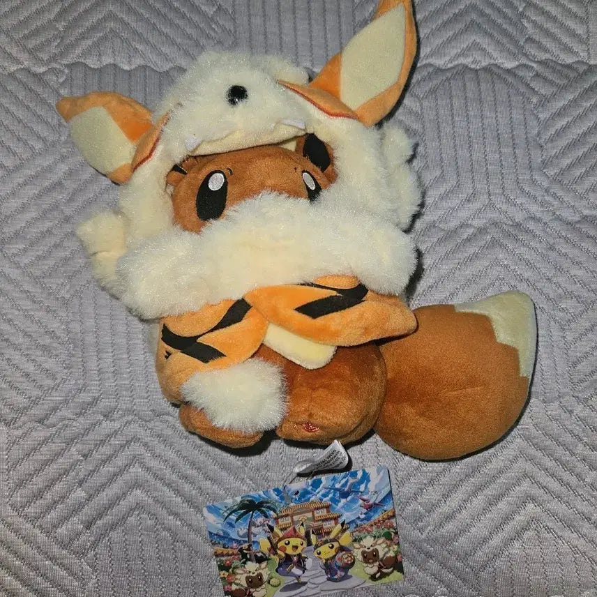 [BUNJANG] Windy Eevee Plush / 윈디 이브이 인형