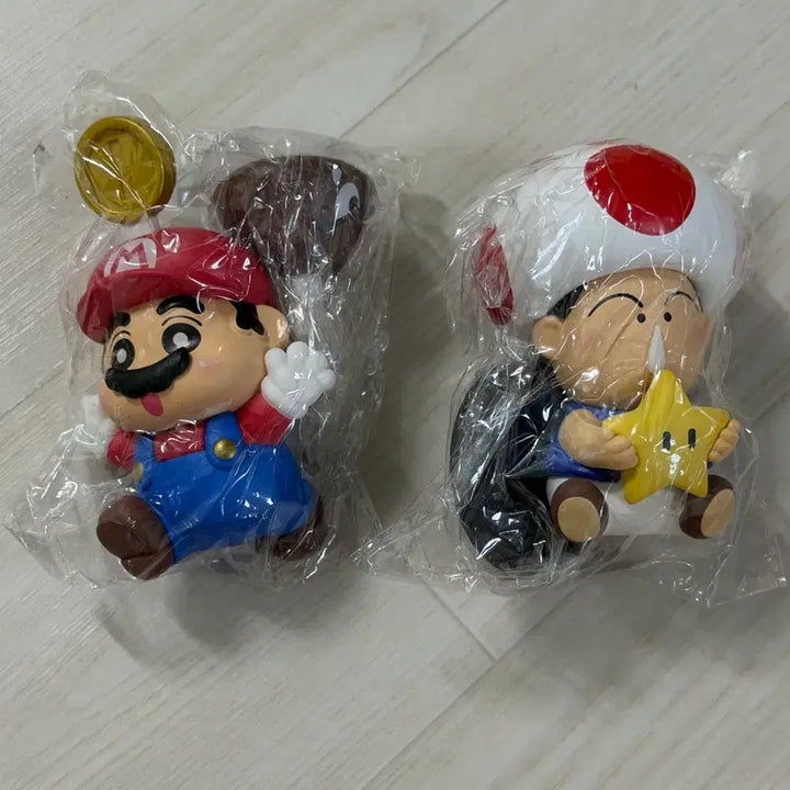 [BUNJANG] Super Mario &amp; Crayon Shin-chan Mushroom Figure Set (8cm) / (2개 세트) 슈퍼마리오 짱구는못말려 짱구 버섯 맹구 약 8cm 피규어