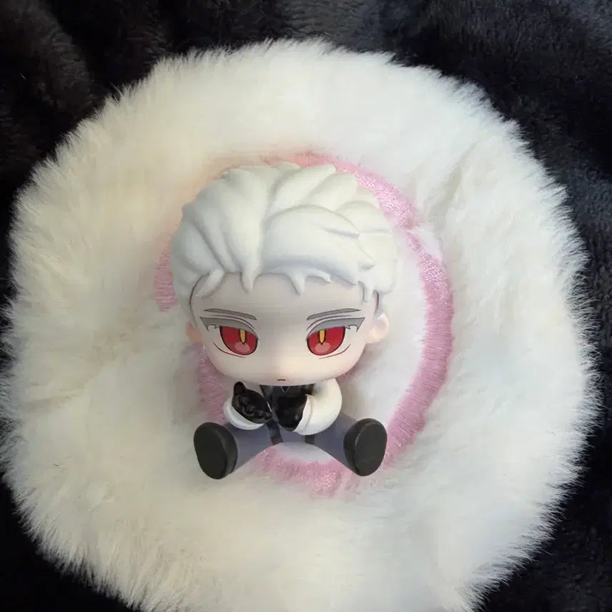[BUNJANG] Ghost Story Office Attire Lee Jaheon All-Stand Figure Popup Package / [팝업 패키지] 괴담출근 모두앉아 피규어 이자헌