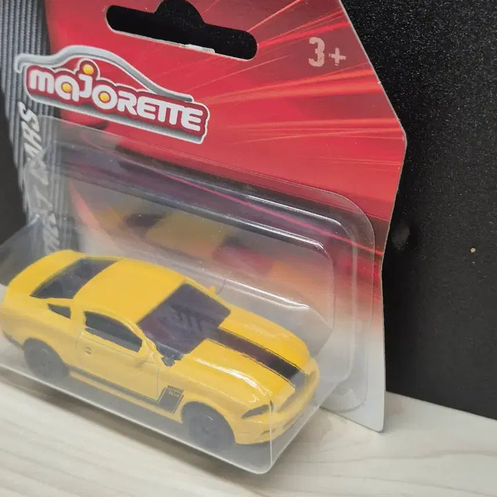 [BUNJANG] Majorette Ford Mustang Yellow Stripe Diecast Model / 마조렛 포드 머스탱 옐로우 스트라이프 다이캐스트