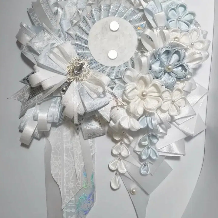 [BUNJANG] Sky Blue &amp; White Rosette with Ribbon Ita Bag Keychain / 하늘색&amp;화이트 로제트 + 리본 이타백 키링