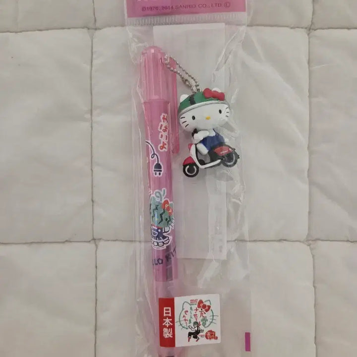[BUNJANG] Classic Kitty Watermelon Ballpoint Pen with Motorcycle Kitty Strap / 수박 키티 고전키티 키티스트랩 볼펜 오토바이 키티