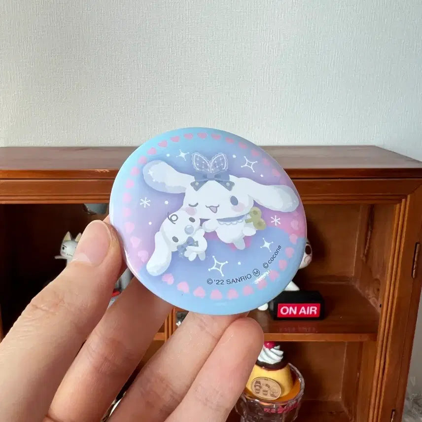 [BUNJANG] Sanrio Cinnamoroll Badge / 산리오 시나모롤 뱃지