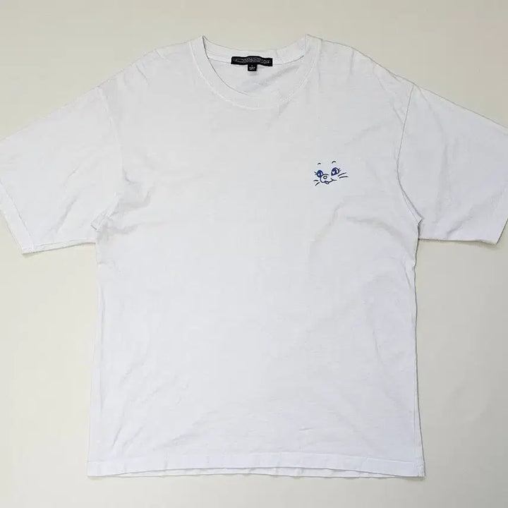 [BUNJANG] NewJeans Logo White Short Sleeve T-Shirt / 뉴진스 티셔츠 화이트