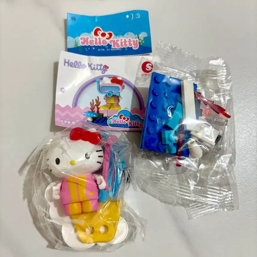 [BUNJANG] Sanrio Hello Kitty Random Lego Minifigure Set / 헬로키티 랜덤 레고 피규어 세트