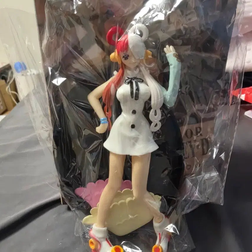 [BUNJANG] One Piece Uta Figure / 원피스 우타 피규어