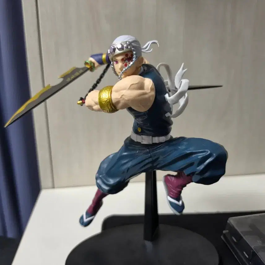 [BUNJANG] Demon Slayer Tengen Uzui Vibration Stars Figure / 귀멸의칼날 바이브레이션 스타즈 텐겐 피규어 vibration stars