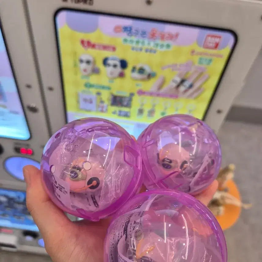 [BUNJANG] Crayon Shin-chan Henderland Gacha A Prize Ring (Sealed) / [미개봉] 짱구 핸더랜드 가챠 a상 판매