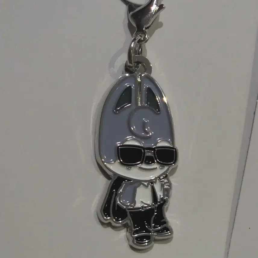[BUNJANG] Stray Kids Run Away Japan MD Keyring Sunglasses Bang Chan / 스트레이키즈 런잇 일본 엠디 키링 선글라스