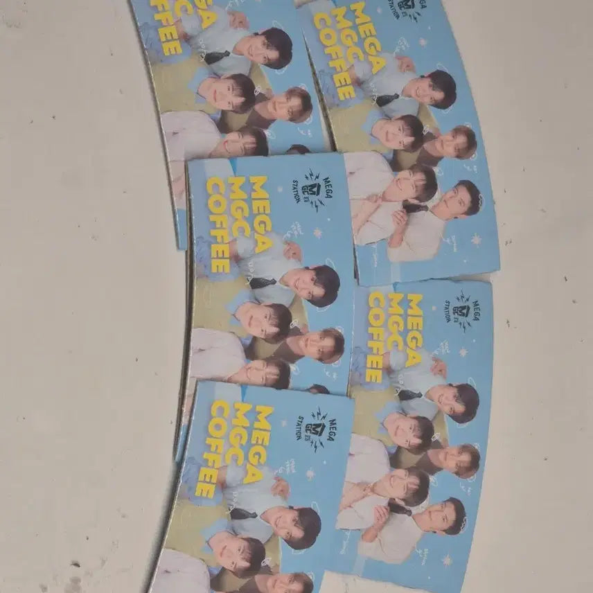 [BUNJANG] EXO Growl Megacoffee Cup Holder Bundle Set / 메가커피 엑소 컵홀더 exo 으르렁 megacoffee