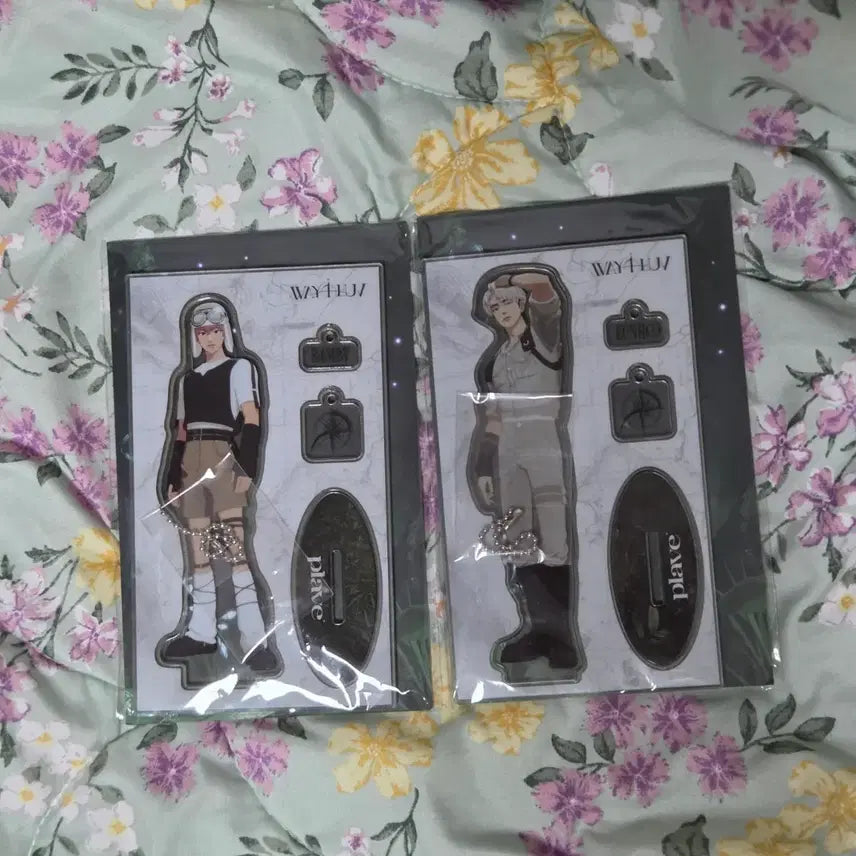 [BUNJANG] W4L Bambi Eunho Acrylic Standee (Unsealed) / w4l 밤비, 은호 아크릴 스탠딩 (개봉)
