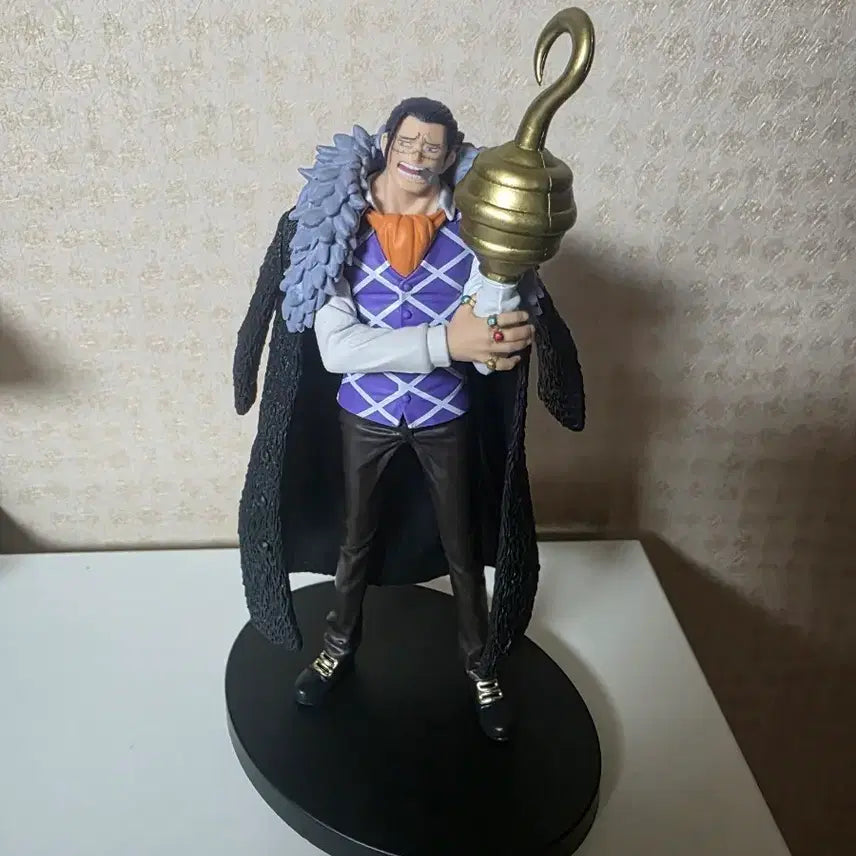 [BUNJANG] One Piece Crocodile Figure / 원피스 크로커다일 피규어