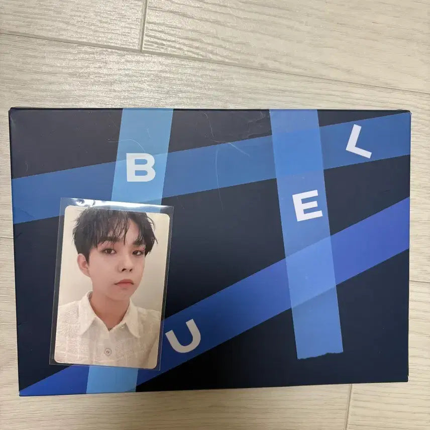 [BUNJANG] LUCY Blue Album Photocard Set / 루시 블루 앨범(포카포함)