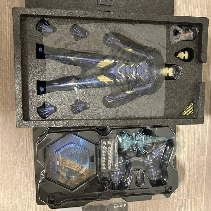 [BUNJANG] Hot Toys MMS538D32 Rescue Figure / 핫토이 mms538d32 레스큐
