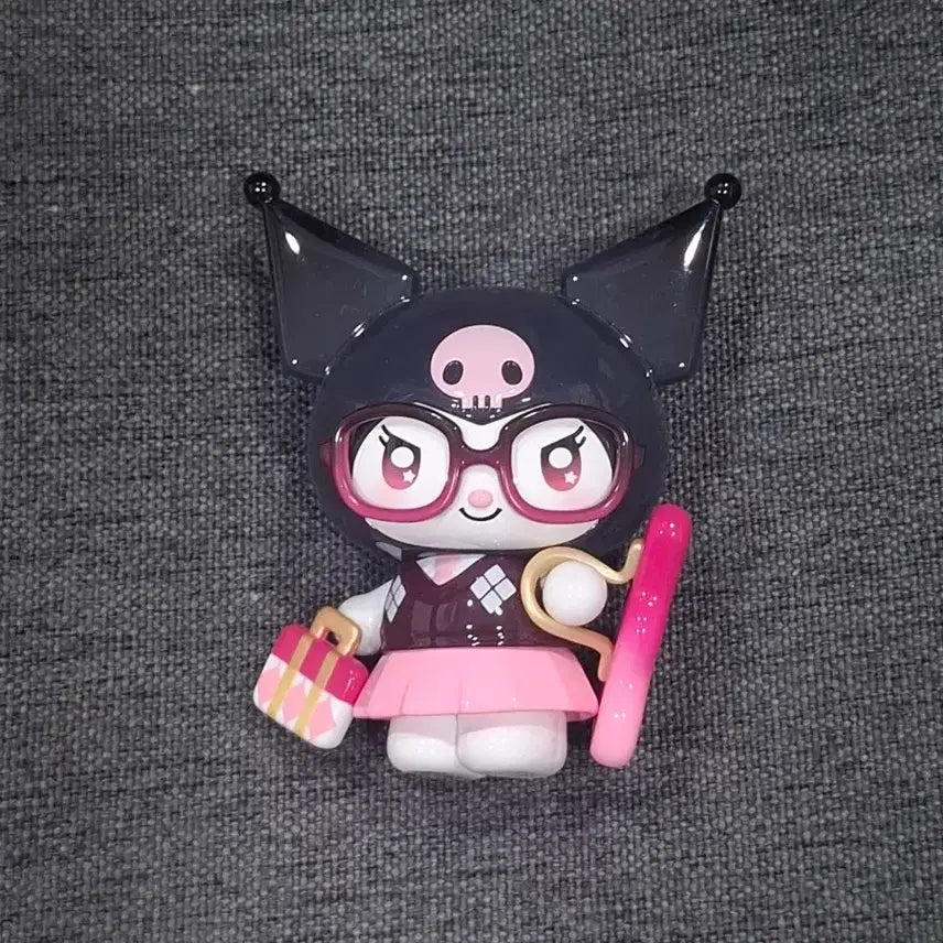 [BUNJANG] Kuromi School Uniform Style Figure / 쿠로미 피규어 하이틴 교복st
