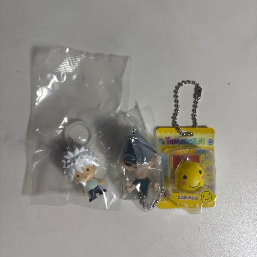 [BUNJANG] Hunter x Hunter Killua Mezurushi &amp; Chainsaw Man Beam Tamagotchi Gacha Charms / 헌터헌터 키르아 메지루시 체인소맨 빔 대롱가챠 다마고치 가챠 키링