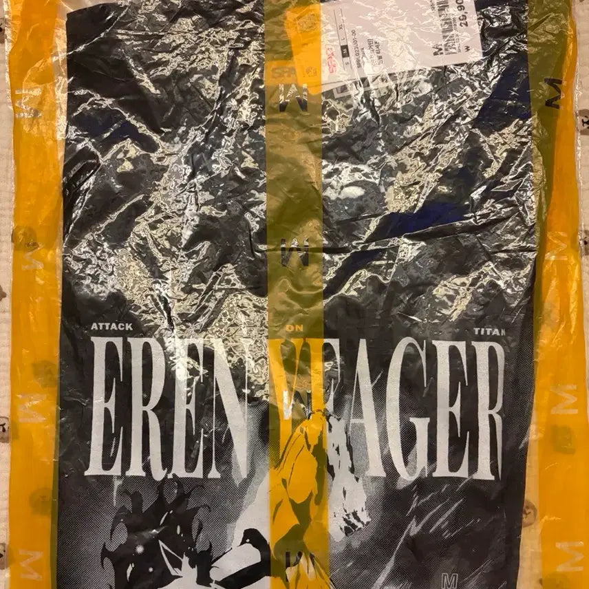 [BUNJANG] SPAO Attack on Titan Eren Yeager T-Shirt (M, Sealed) / 미개봉) 스파오 진격의거인 에렌예거 반팔티 M