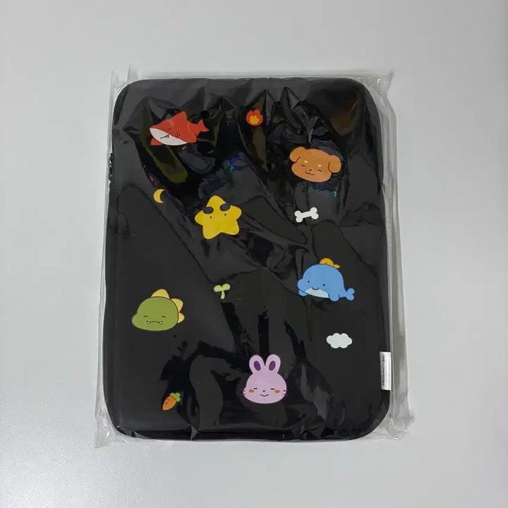 [BUNJANG] Jamttel Pixelly 10th Anniversary iPad Pouch 11-inch (Sealed) / 미개봉) 잠뜰 픽셀리 10주년 아이패드 파우치 판매