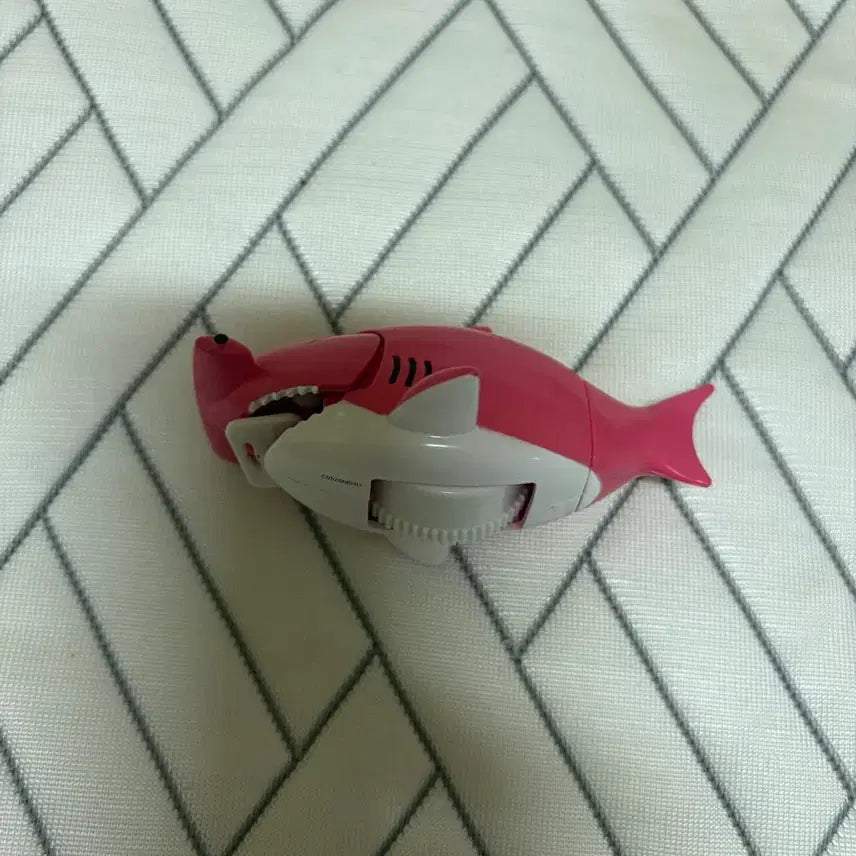 [BUNJANG] Japanese Gacha Shark Tape Measure / 일본 가챠 상어 줄자