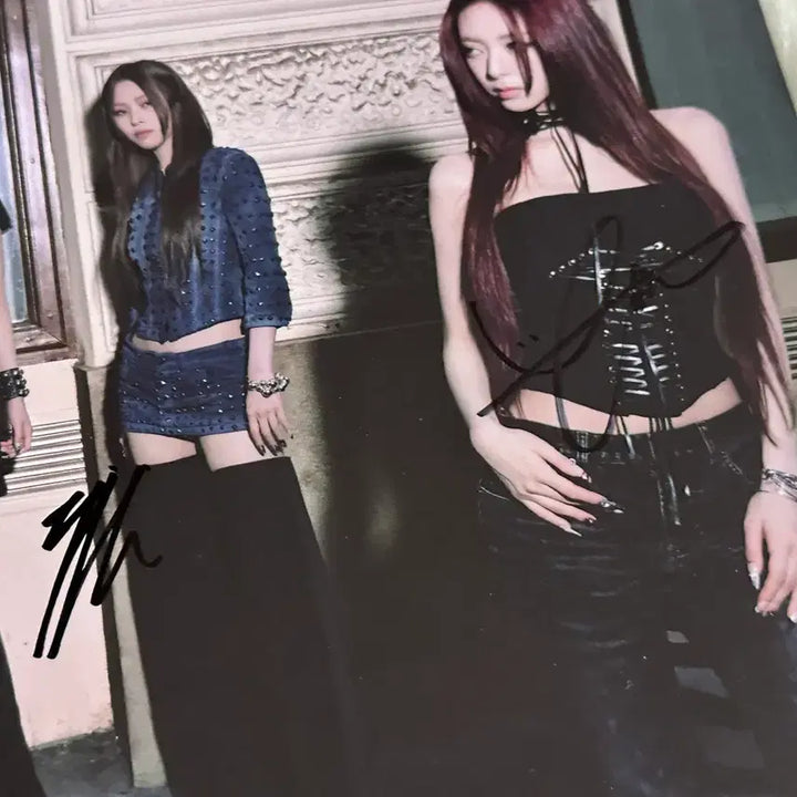 [BUNJANG] ITZY Signed Album / 있지 ITZY 친필 싸인 앨범